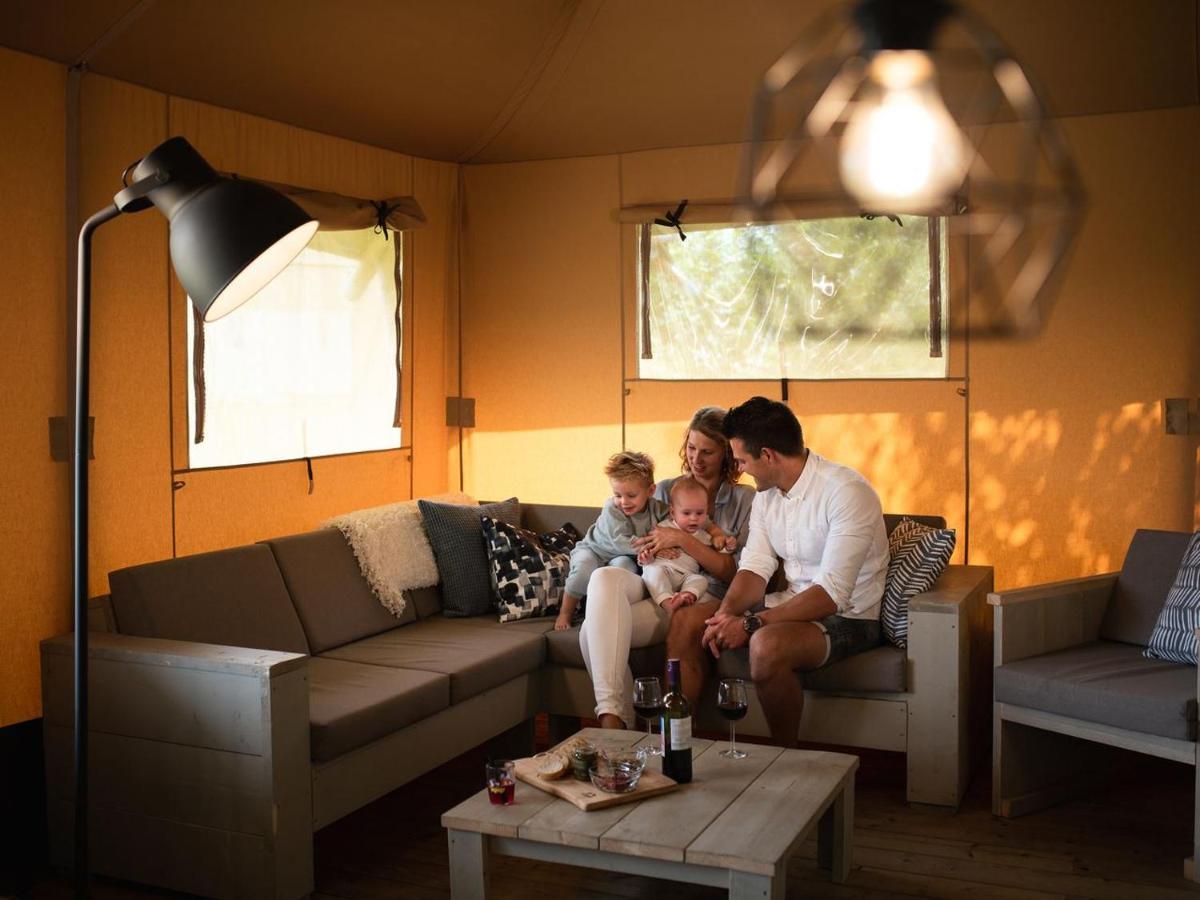 Landal Glamping Neufchateau Ξενοδοχείο Εξωτερικό φωτογραφία